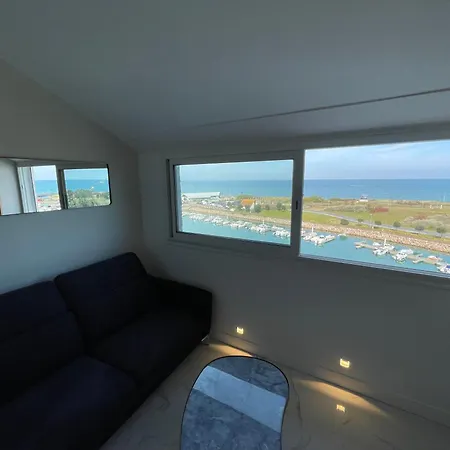 Bleu Horizon Apartment *