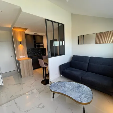 Bleu Horizon Apartment *